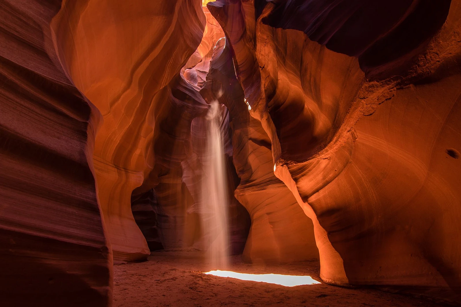 The light beams, Antelope Canyon